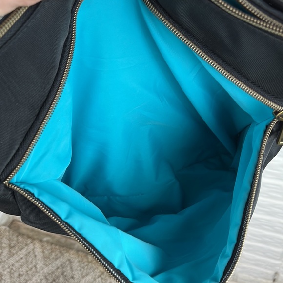 Travelon Black Women's Shoulder Bag - Picture 11 of 16